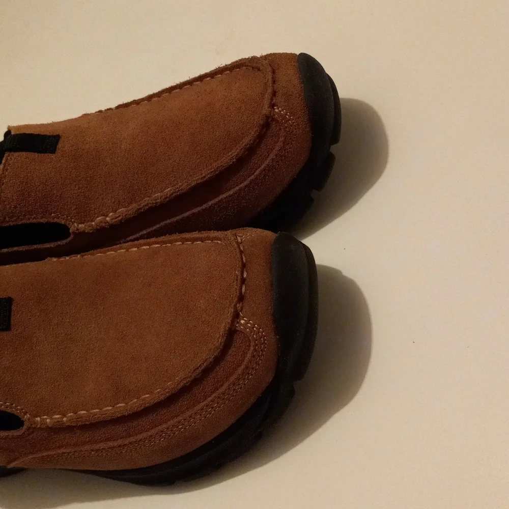 Lands End Men's Suede Slip On Shoes - Picture 2 of 8